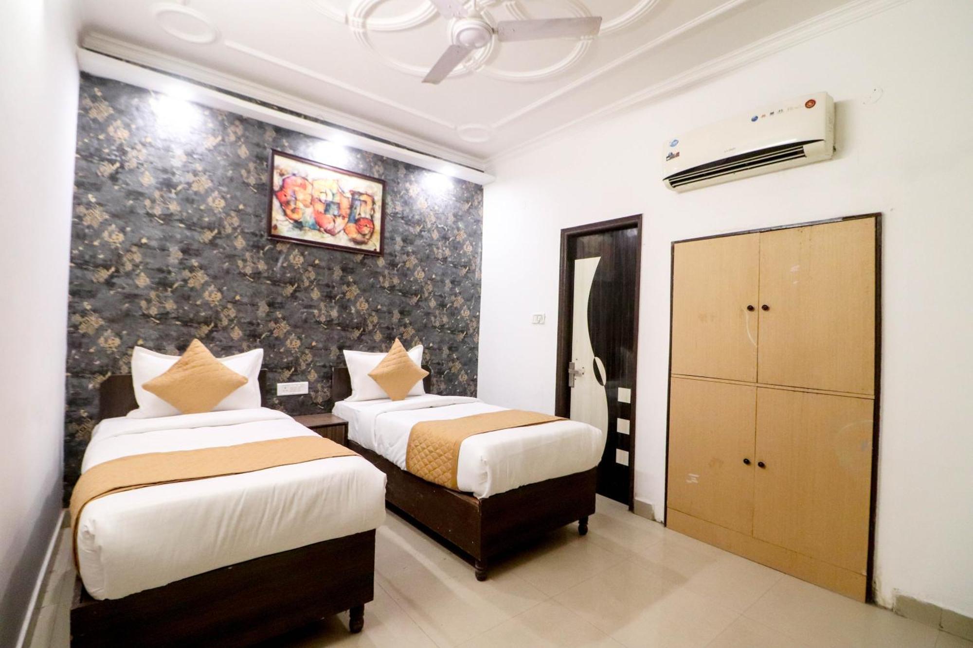 Hotel Vvs Near Delhi Airport Νέο Δελχί Εξωτερικό φωτογραφία