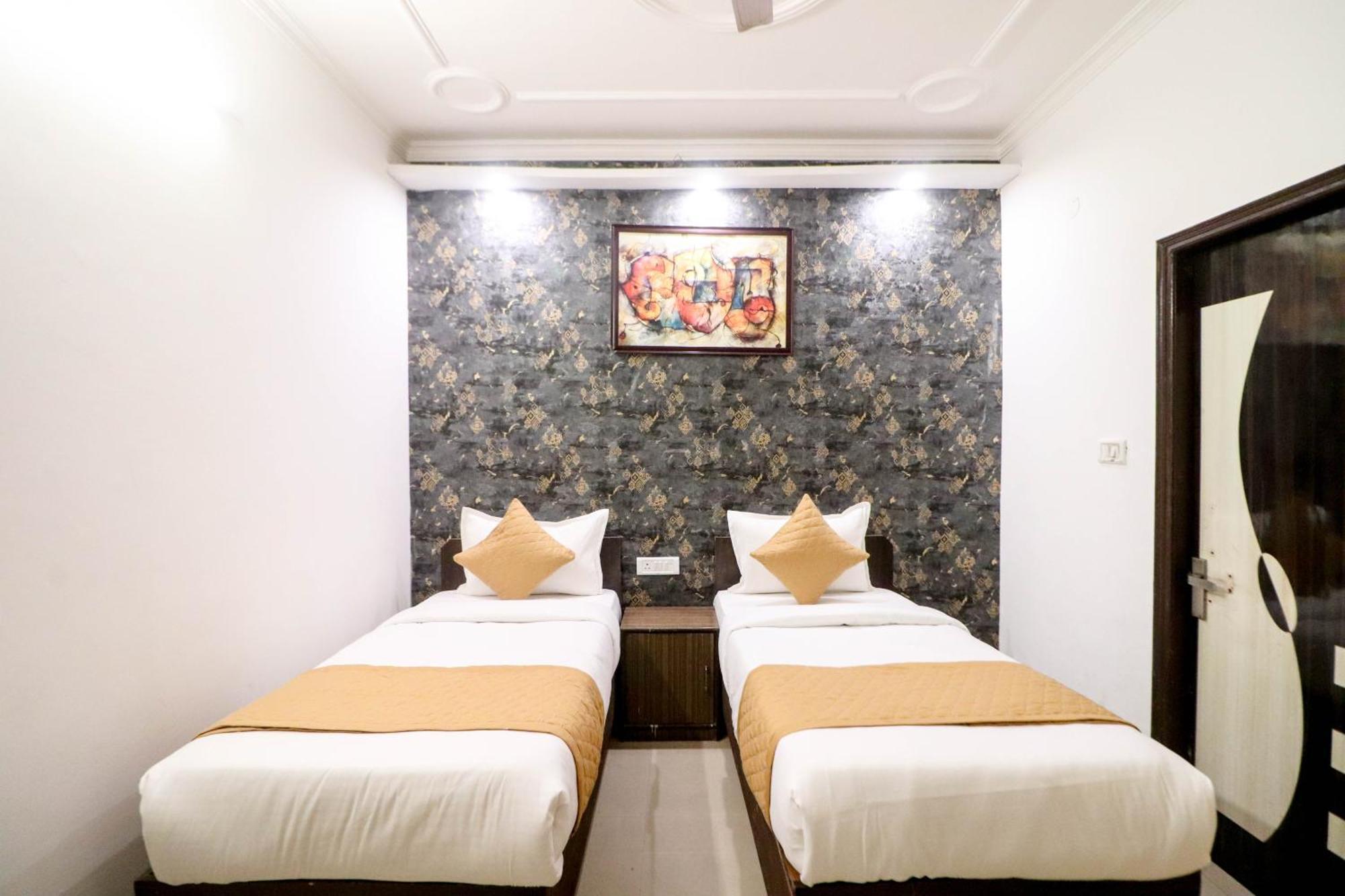 Hotel Vvs Near Delhi Airport Νέο Δελχί Εξωτερικό φωτογραφία
